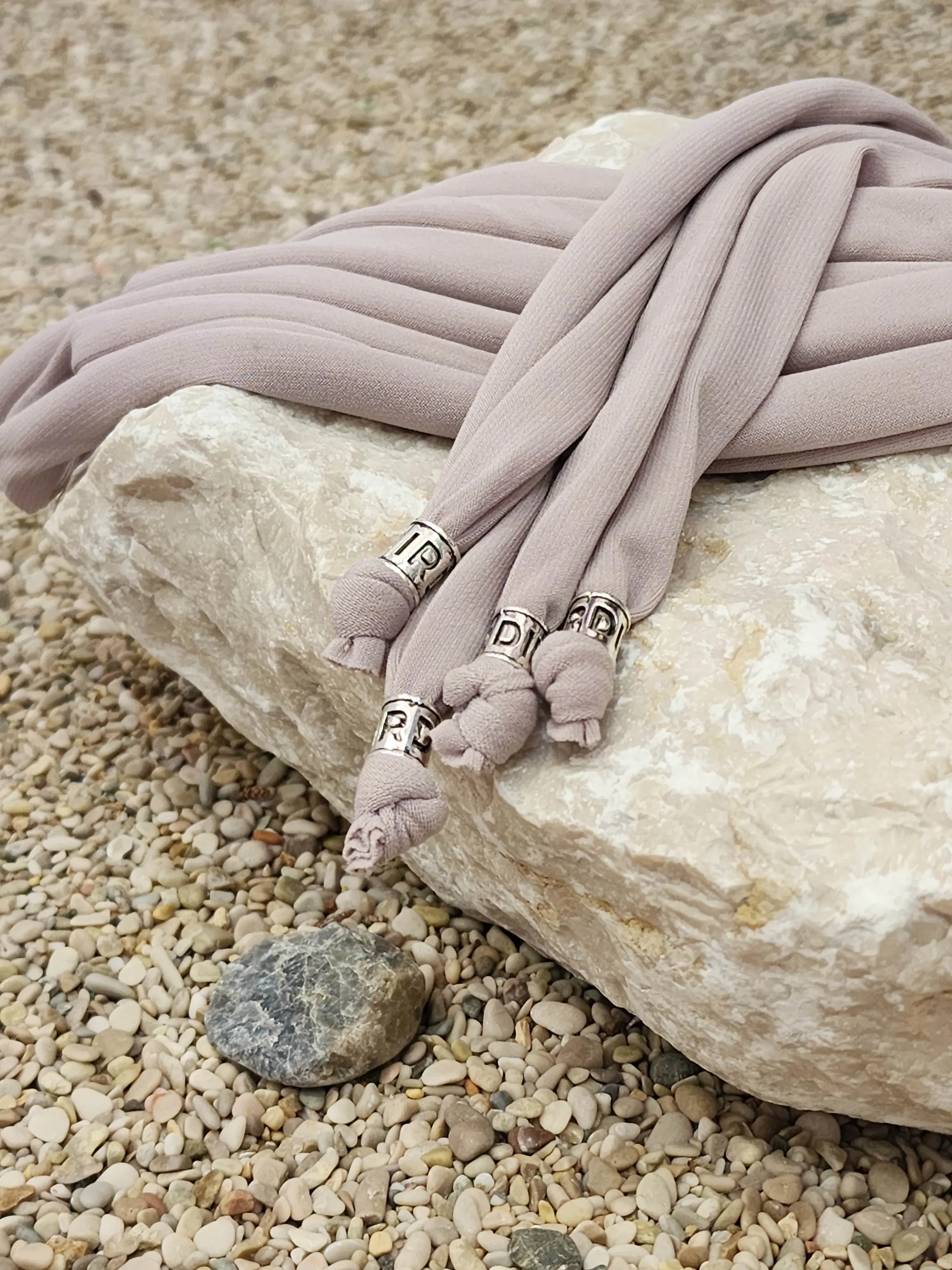 Kaia | Shop the Look thumb 2