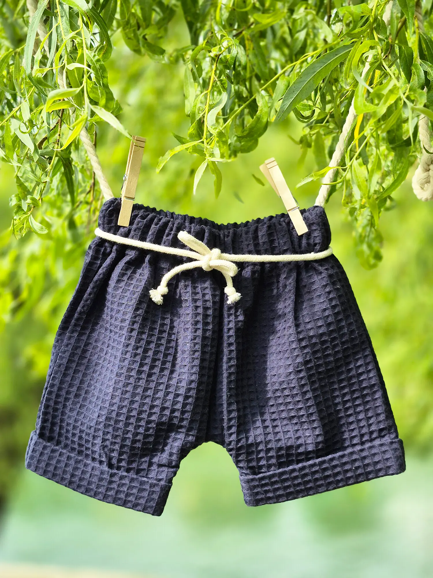 Short pants