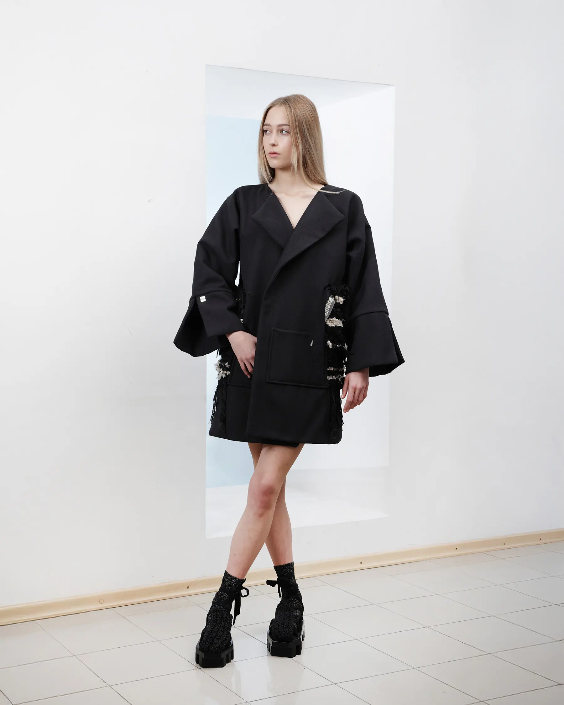 Black unique coat thumb 2