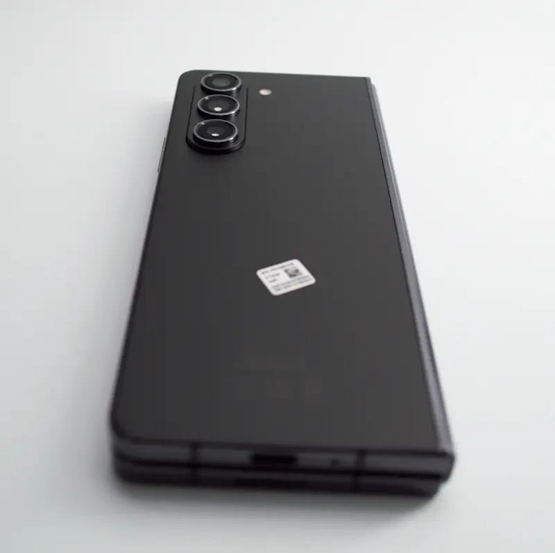 Samsung Galaxy Z Fold5 512GB Phantom Black - Како нов thumb 5