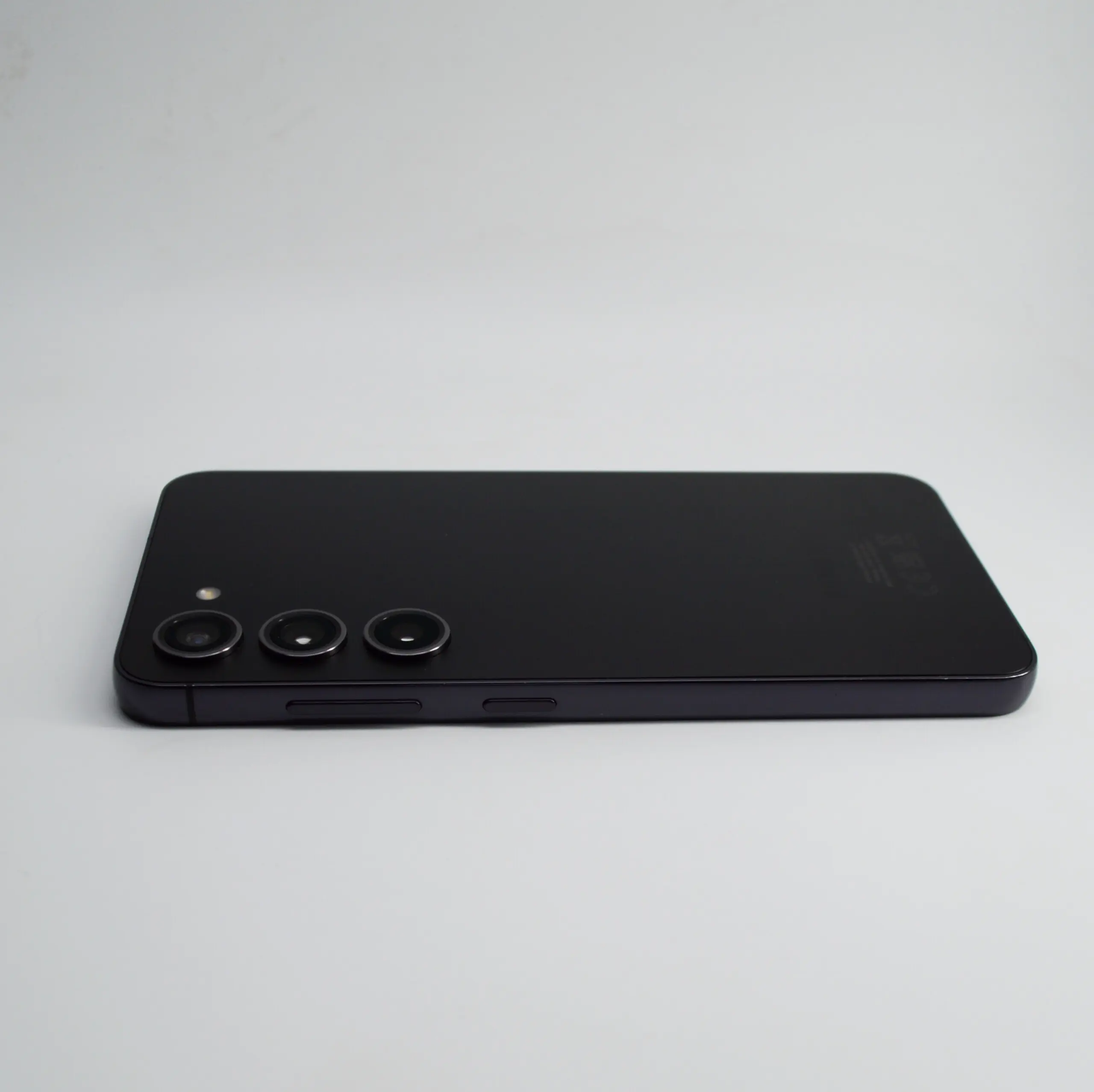 Samsung Galaxy S23 128GB Phantom Black - Одличен thumb 6