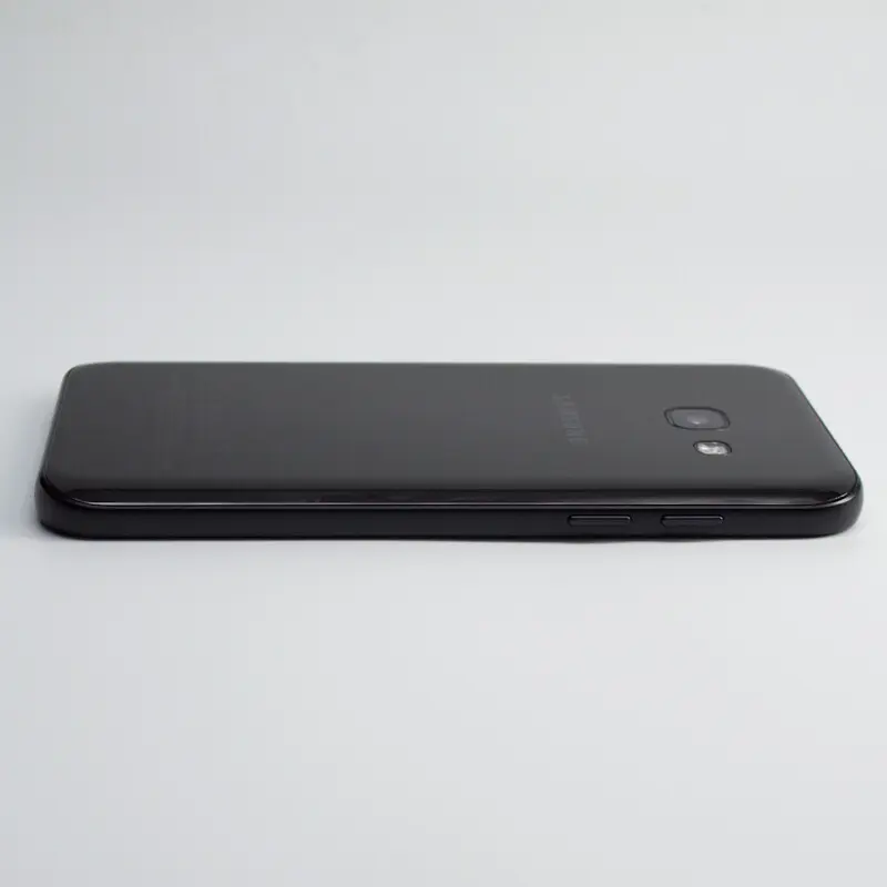 Samsung Galaxy A3 (2017) 16GB Black Sky - Одличен thumb 4