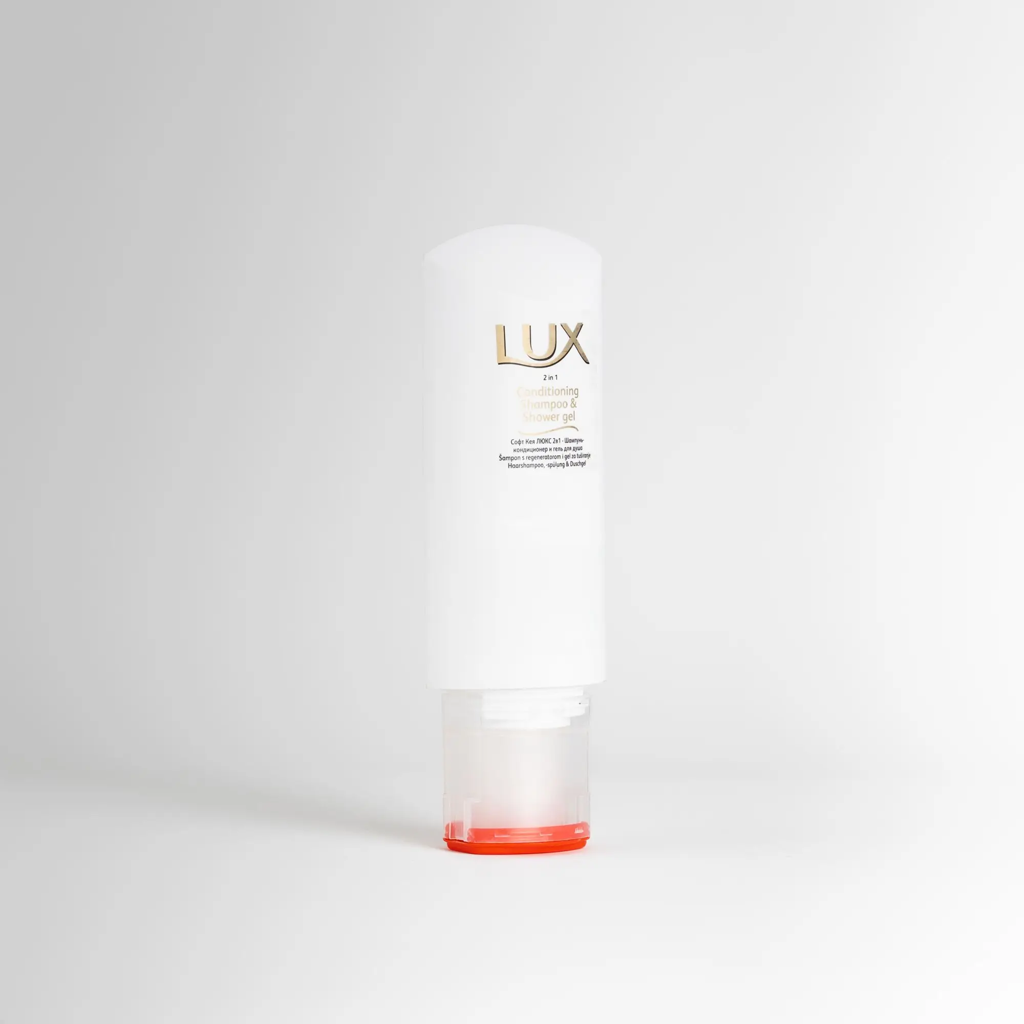 Soft Care 2in1 Lux Шампон за коса и тело 300ml thumb 2
