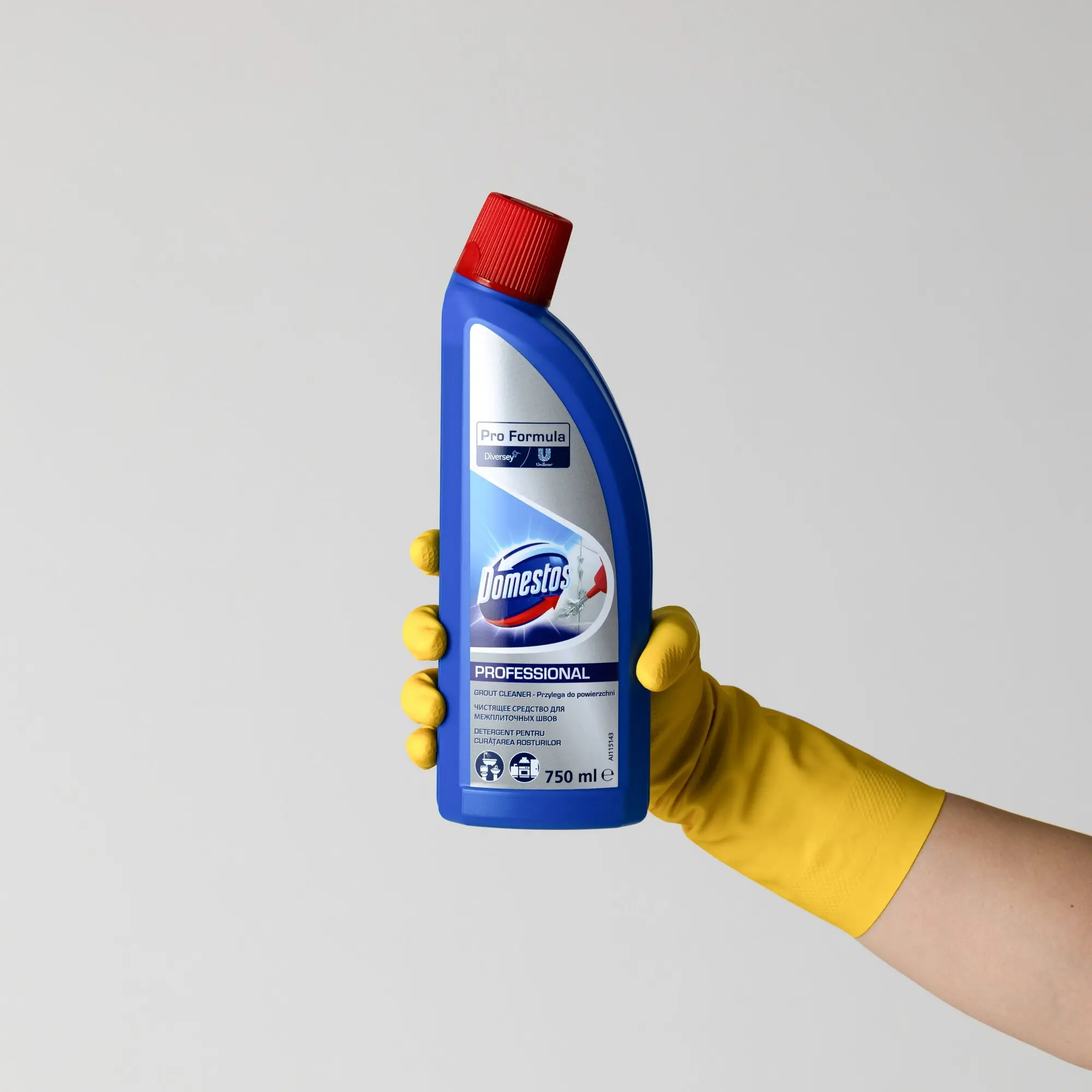 Domestos Professional Grout Cleaner Гел за чистење мувла 750ml thumb 3