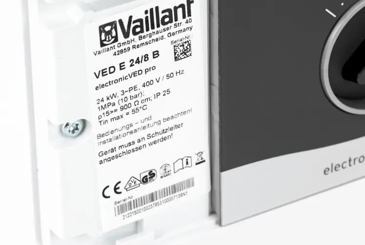VED E 24/8 B INT Проточен бојлер VED Exclusive Vaillant 24kw pro thumb 2