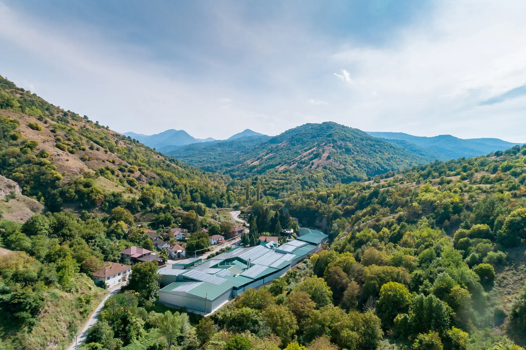 Фабриката на Горска во долината крај изворот, планина Кожуф