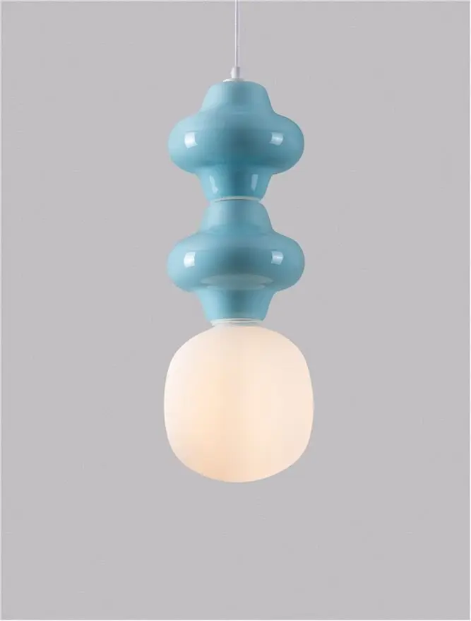 CLIO thumb 1