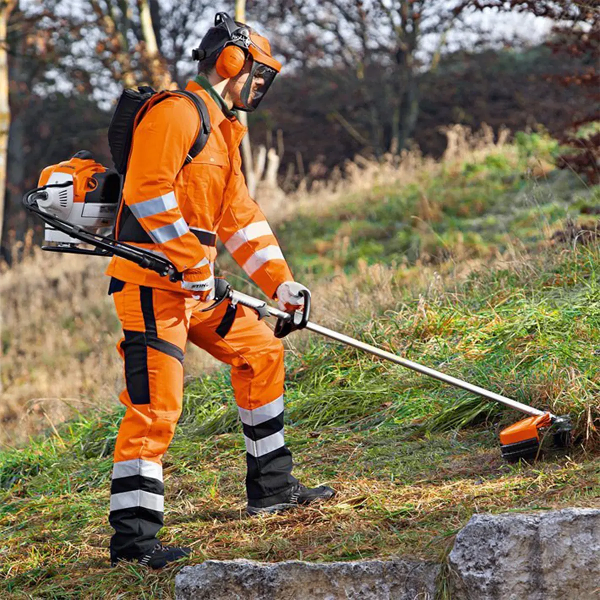 Моторен тример STIHL FS 120 thumb 2